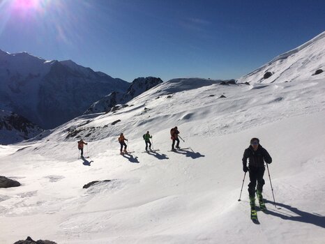 Ski de randonnée et nuits en cabane perchée au cœur d